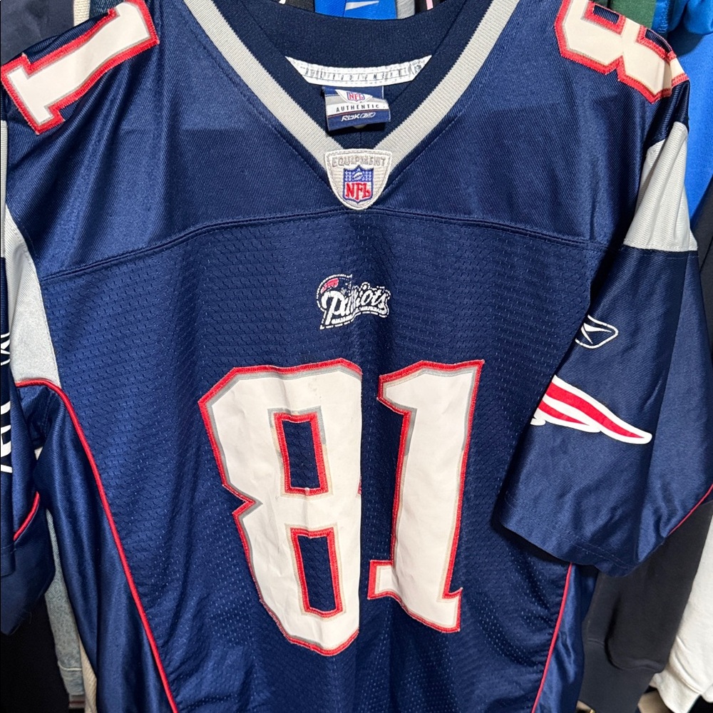 NFL Patriots Navy Blue Randy Moss Jersey with Red and White Accents